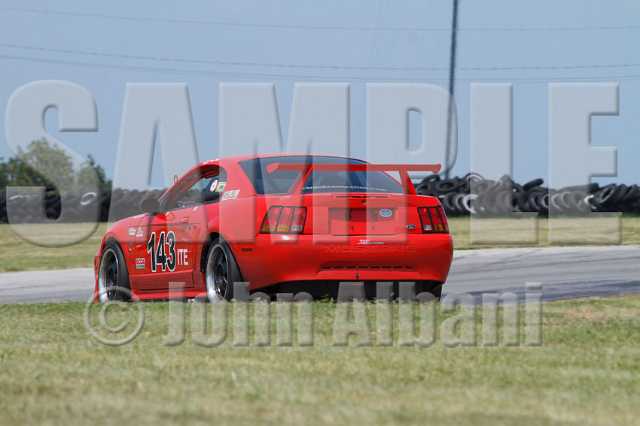 MidAm_2012-2134.jpg