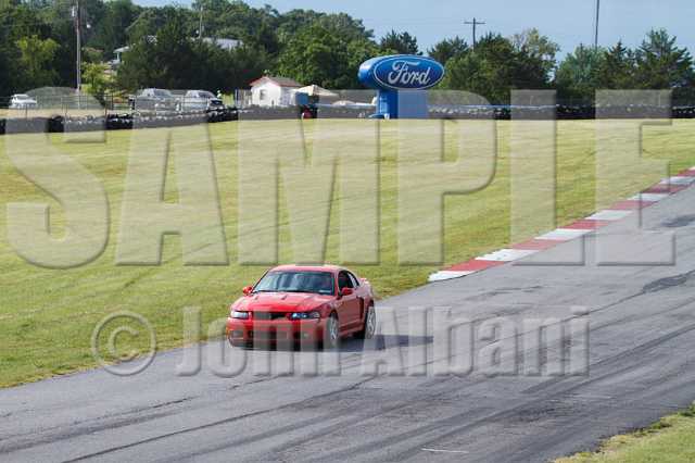 MidAm_2012-2379.jpg