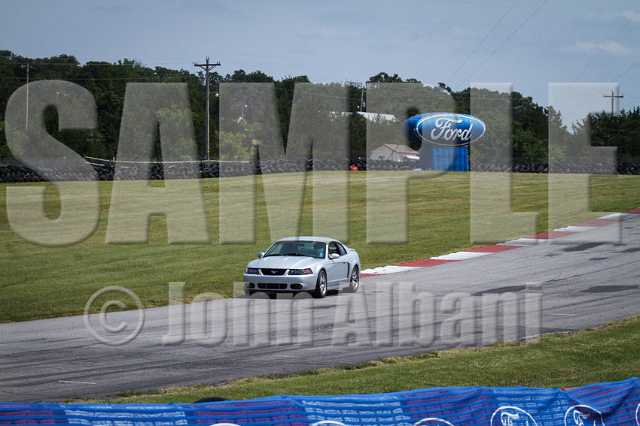 MidAm_2012-3760.jpg
